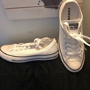 White low top converse “chucks”